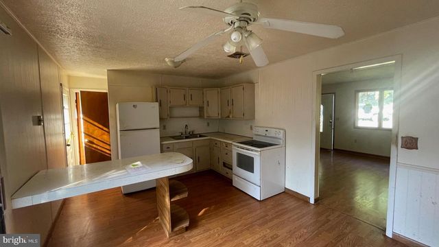 110 HAZELTON DR, Keyser, WV 26726