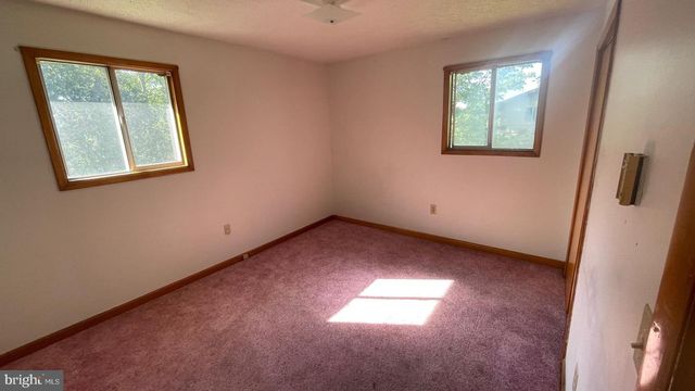 110 HAZELTON DR, Keyser, WV 26726