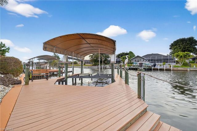 1710 SE 10th PL, Cape Coral, FL 33990