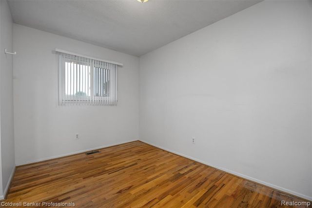 13323 Pomona Drive, Sterling Heights, MI 48312