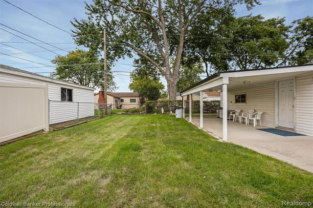 13323 Pomona Drive, Sterling Heights, MI 48312