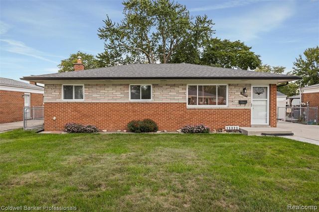 13323 Pomona Drive, Sterling Heights, MI 48312