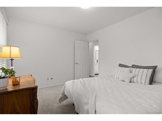 6023 S Lima St, Englewood, CO 80111