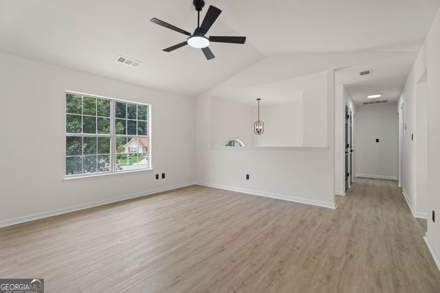 3602 Bristol Overlook, Rex, GA 30273