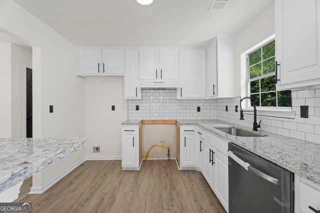 3602 Bristol Overlook, Rex, GA 30273