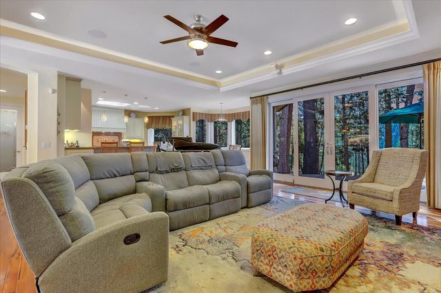 10973 Scotts Flat Dam Rd, Nevada City, CA 95959