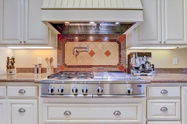 10973 Scotts Flat Dam Rd, Nevada City, CA 95959