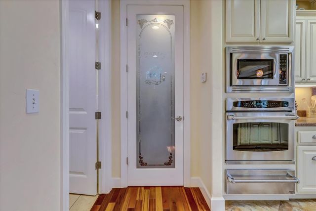 10973 Scotts Flat Dam Rd, Nevada City, CA 95959