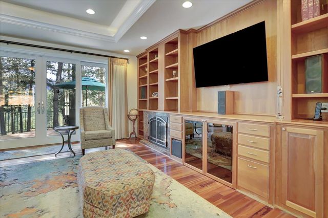 10973 Scotts Flat Dam Rd, Nevada City, CA 95959