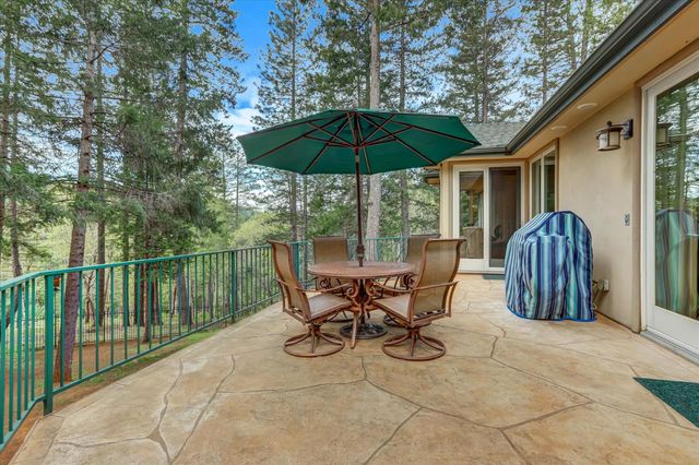 10973 Scotts Flat Dam Rd, Nevada City, CA 95959