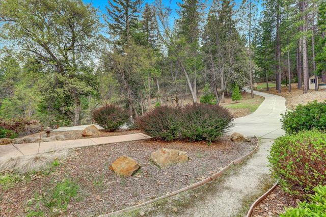 10973 Scotts Flat Dam Rd, Nevada City, CA 95959