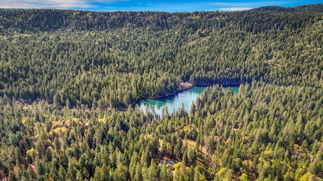 10973 Scotts Flat Dam Rd, Nevada City, CA 95959