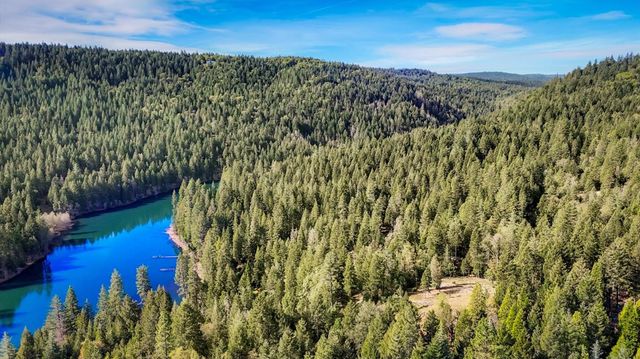 10973 Scotts Flat Dam Rd, Nevada City, CA 95959