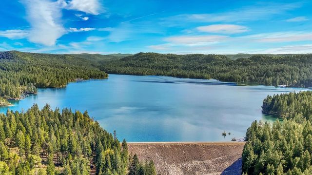 10973 Scotts Flat Dam Rd, Nevada City, CA 95959