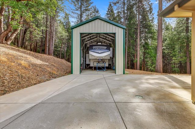 10973 Scotts Flat Dam Rd, Nevada City, CA 95959