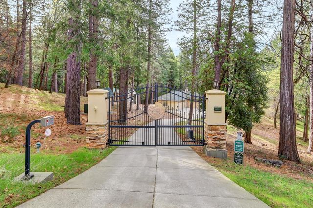 10973 Scotts Flat Dam Rd, Nevada City, CA 95959