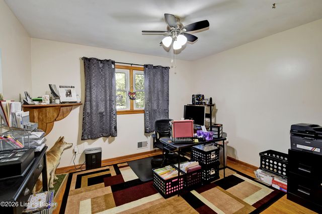 6804 Greenwood Rd, Louisville, KY 40258