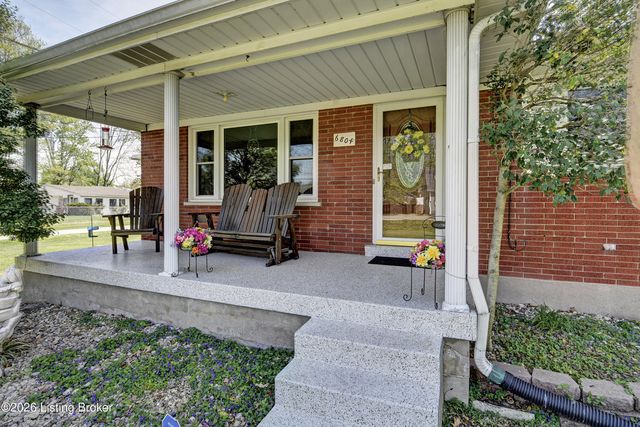 6804 Greenwood Rd, Louisville, KY 40258