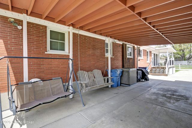 6804 Greenwood Rd, Louisville, KY 40258