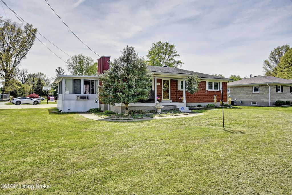 6804 Greenwood Rd, Louisville, KY 40258