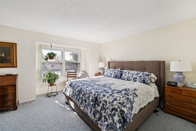 6174 Terrace Drive 13, Johnston, IA 50131