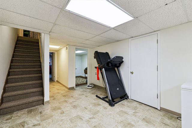 6174 Terrace Drive 13, Johnston, IA 50131