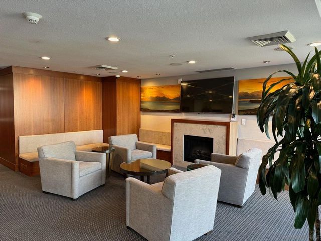 325 7Th Avenue 1701, San Diego, CA 92101