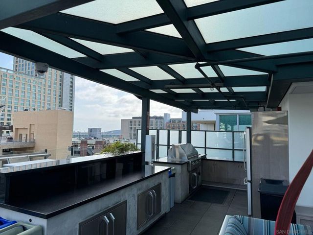 325 7Th Avenue 1701, San Diego, CA 92101