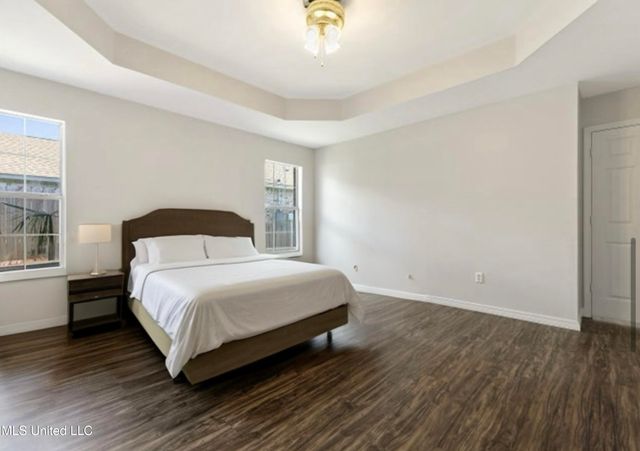 3421 N 10th Street, Ocean Springs, MS 39564