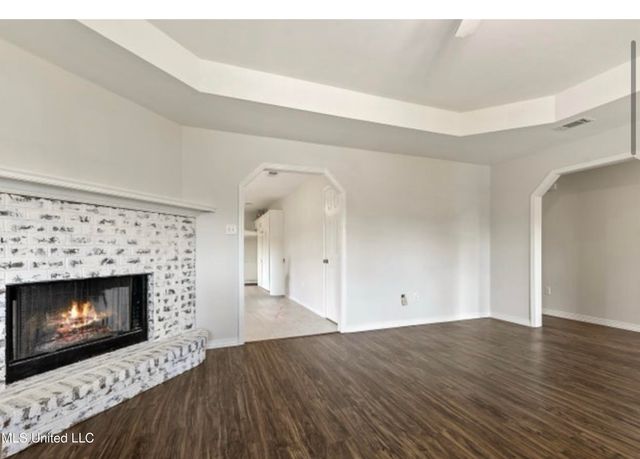 3421 N 10th Street, Ocean Springs, MS 39564