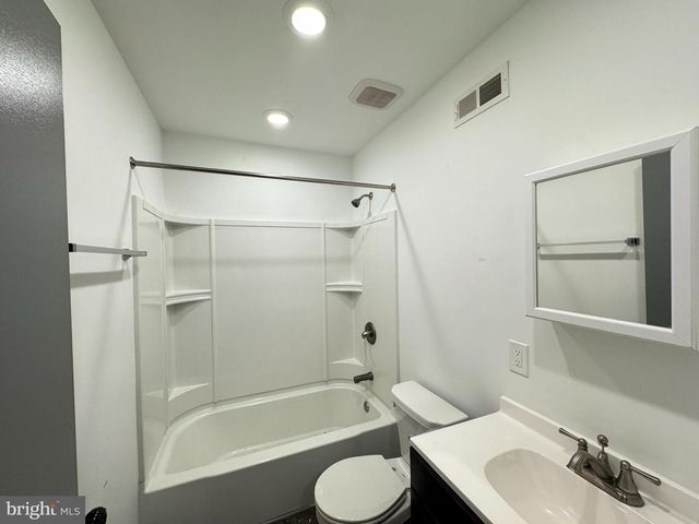 3125 N 13TH ST, Philadelphia, PA 19133