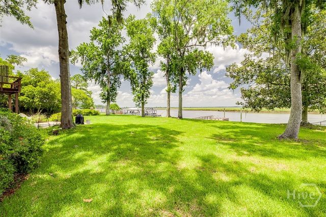 179 Ogeechee Drive, Richmond Hill, GA 31324