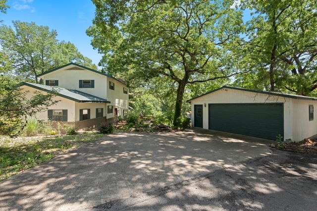 24880 S 612th Road, Grove, OK 74344