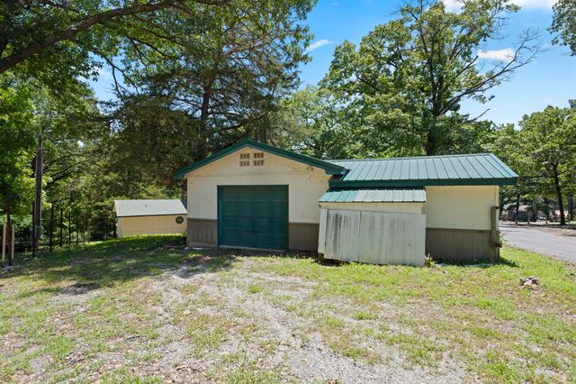 24880 S 612th Road, Grove, OK 74344