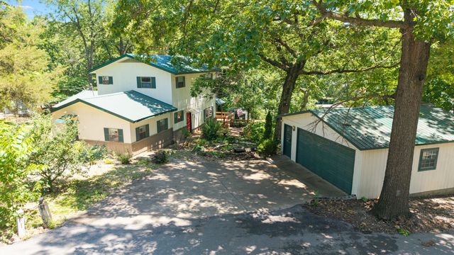 24880 S 612th Road, Grove, OK 74344