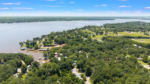 24880 S 612th Road, Grove, OK 74344