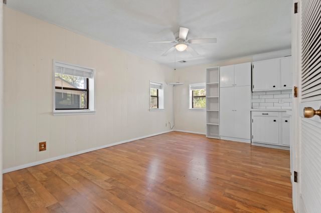 24880 S 612th Road, Grove, OK 74344