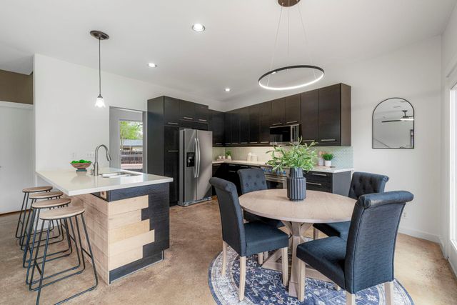 2114 Goodrich Ave 10, Austin, TX 78704