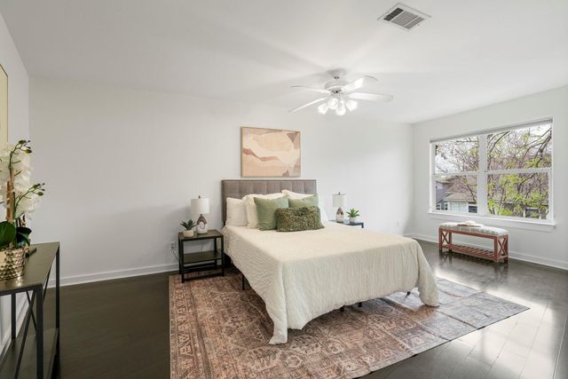 2114 Goodrich Ave 10, Austin, TX 78704