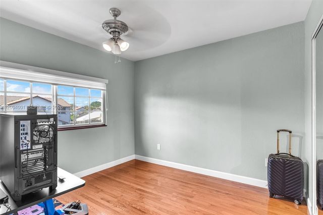 15134 SW 94th Ter, Miami, FL 33196