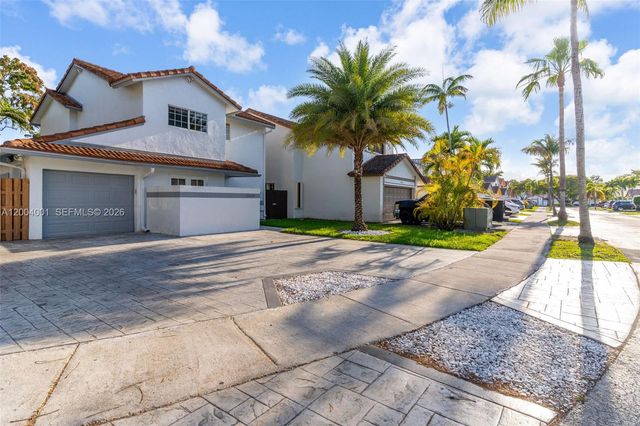 15134 SW 94th Ter, Miami, FL 33196