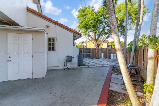 15134 SW 94th Ter, Miami, FL 33196