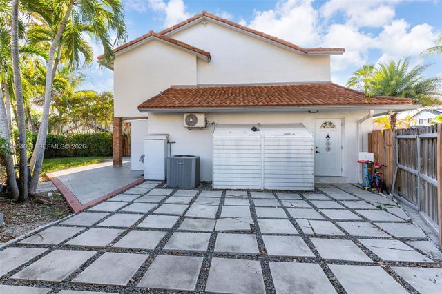 15134 SW 94th Ter, Miami, FL 33196