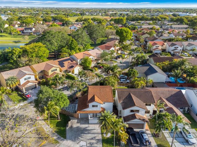 15134 SW 94th Ter, Miami, FL 33196