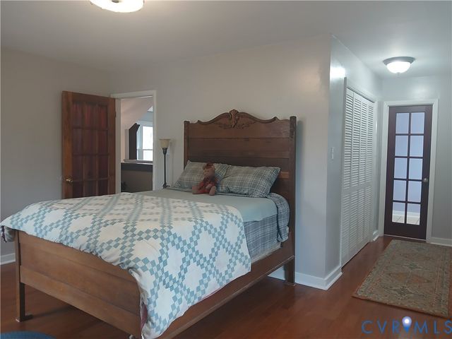 1306 Old Log Trl, North Chesterfield, VA 23235