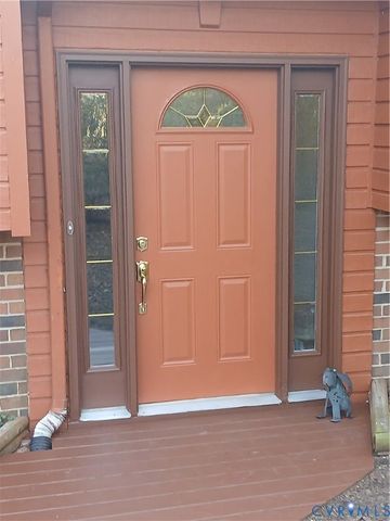 1306 Old Log Trl, North Chesterfield, VA 23235