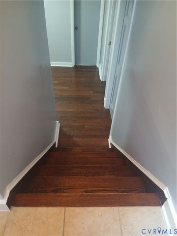 1306 Old Log Trl, North Chesterfield, VA 23235