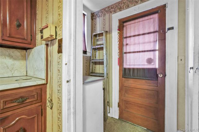 62-63 60th Drive, Maspeth, NY 11378