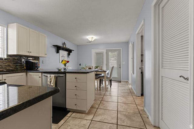 279 E 2300 N, North Ogden, UT 84414