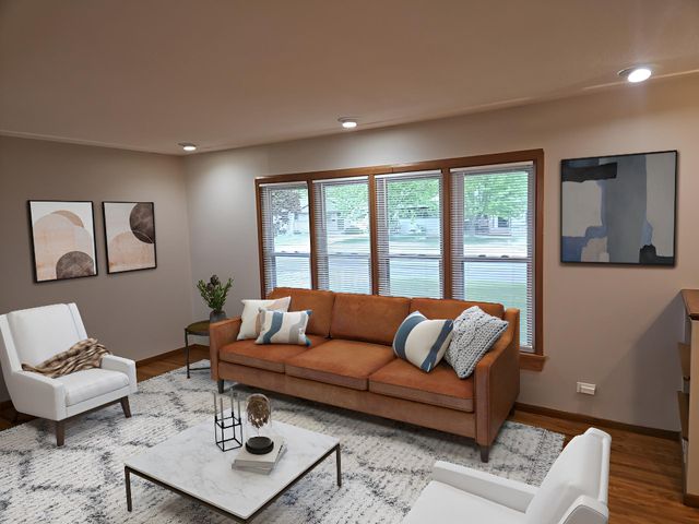 7025 Grimes Avenue N, Brooklyn Center, MN 55429
